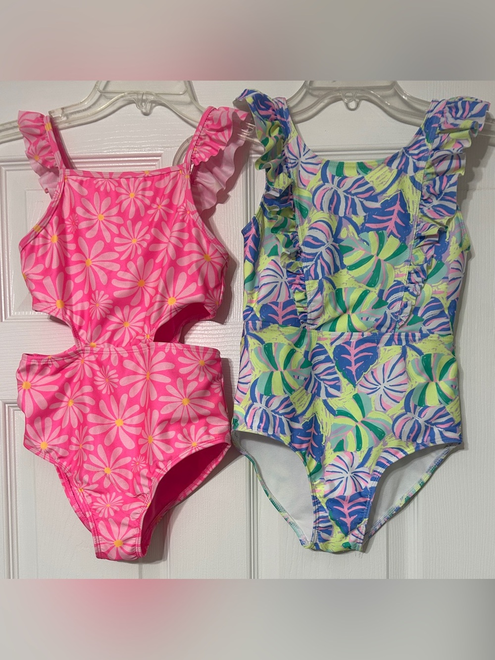 wonder nation Pink Floral & Multicolor Leaf Kids One-Piece Swimwear Set